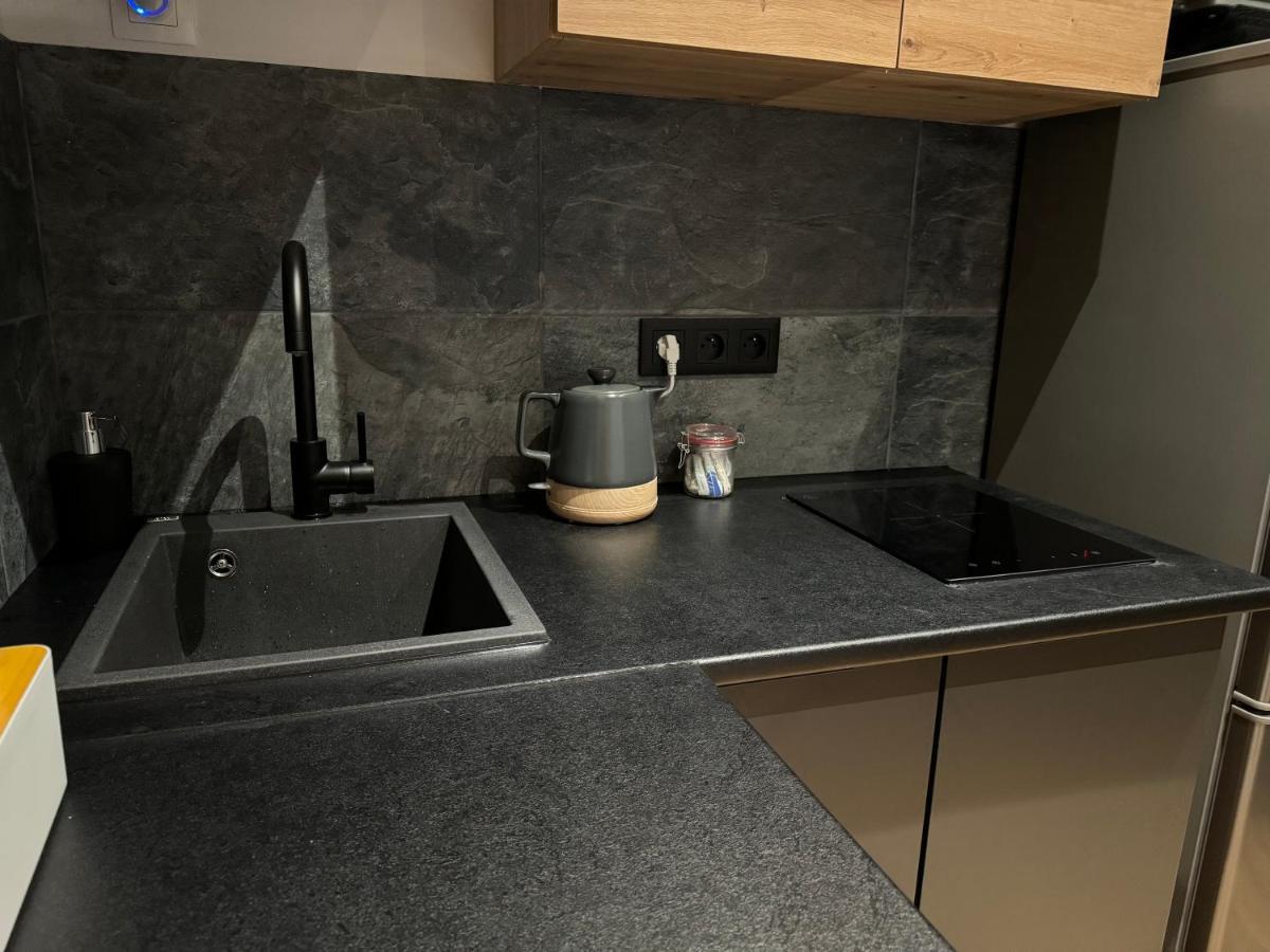 Chicago Apartment Катовице Екстериор снимка